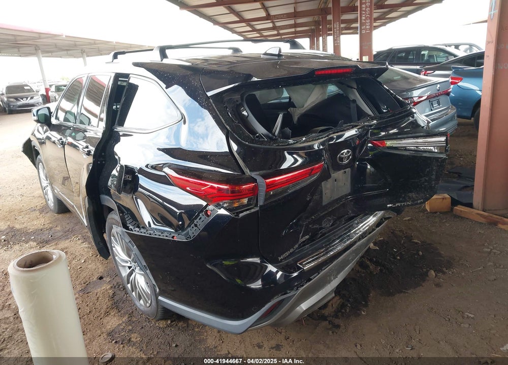 2022 TOYOTA HIGHLANDER VIN: 5TDFZRAHXNS132762
