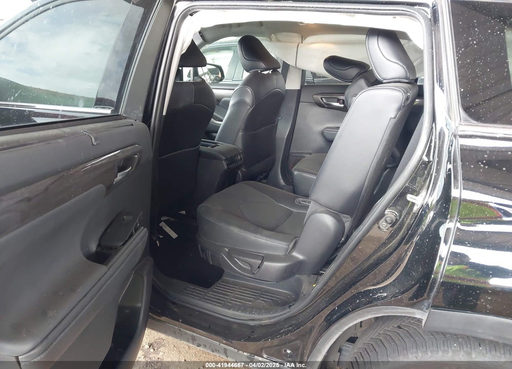 2022 TOYOTA HIGHLANDER VIN: 5TDFZRAHXNS132762