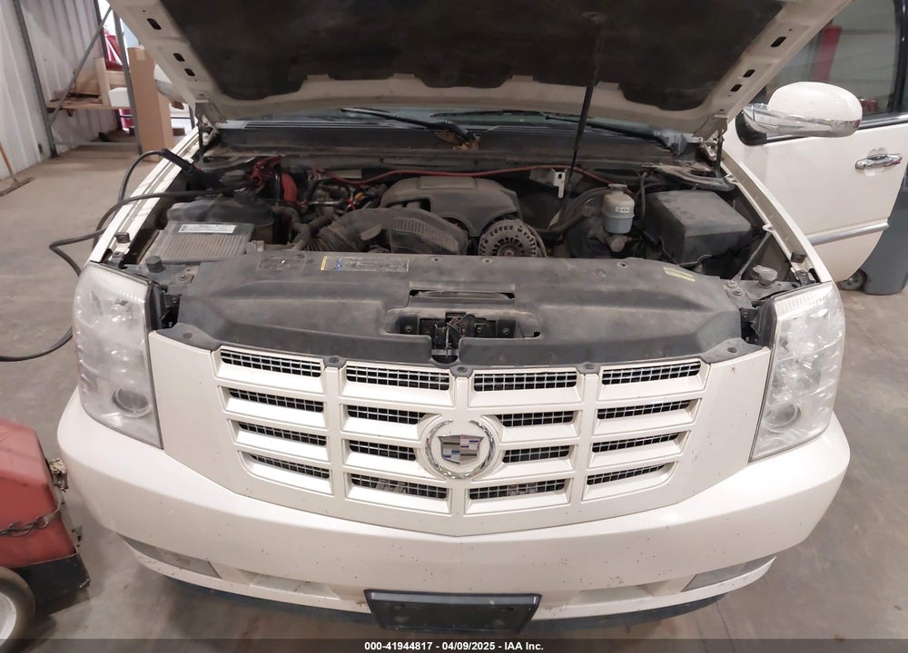 2008 CADILLAC ESCALADE STANDARD VIN: 1GYFK63878R215773