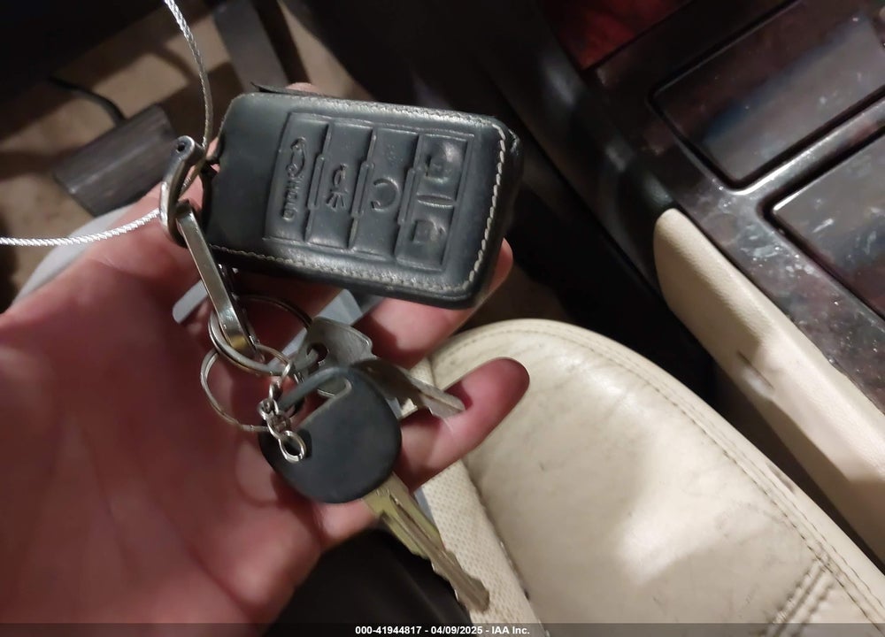 2008 CADILLAC ESCALADE STANDARD VIN: 1GYFK63878R215773
