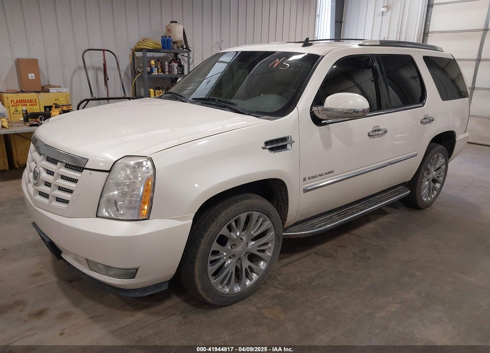 2008 CADILLAC ESCALADE STANDARD VIN: 1GYFK63878R215773