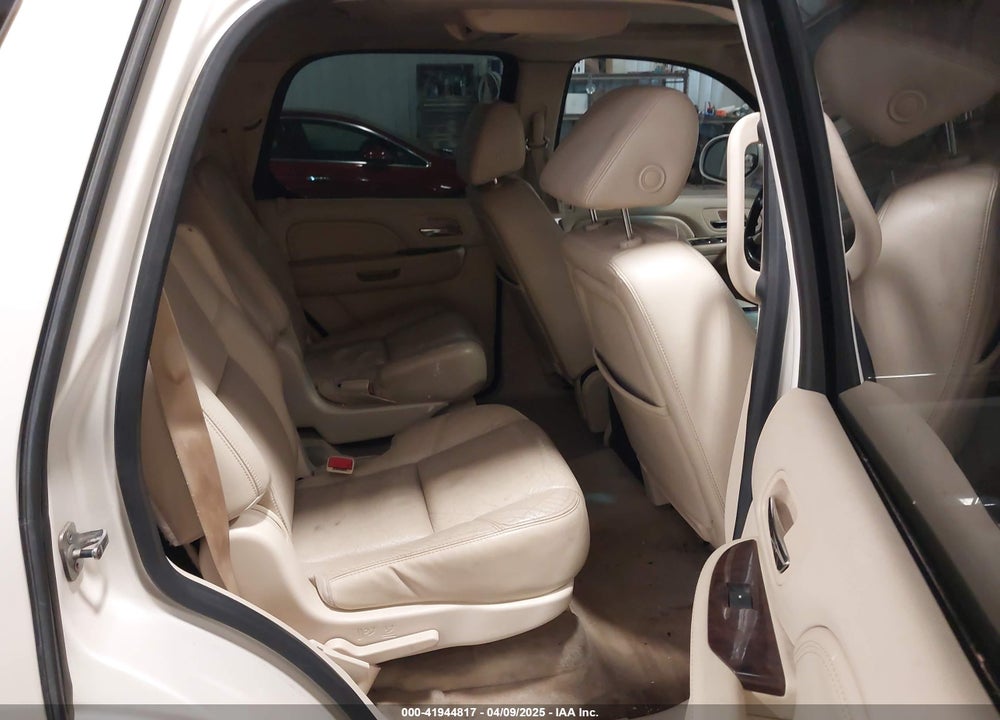 2008 CADILLAC ESCALADE STANDARD VIN: 1GYFK63878R215773
