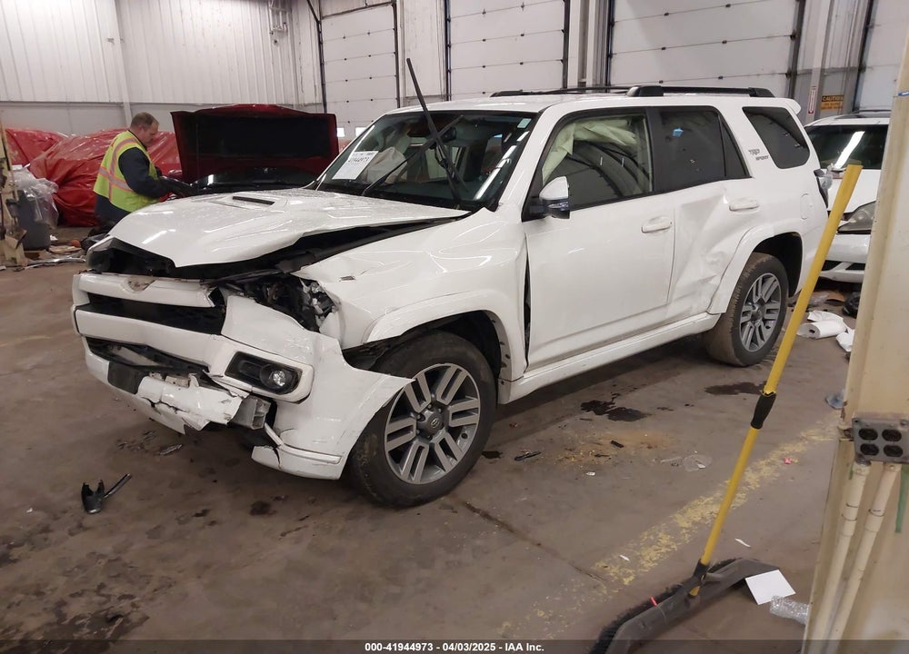 2022 TOYOTA 4RUNNER TRD SPORT VIN: JTESU5JR6N5989032