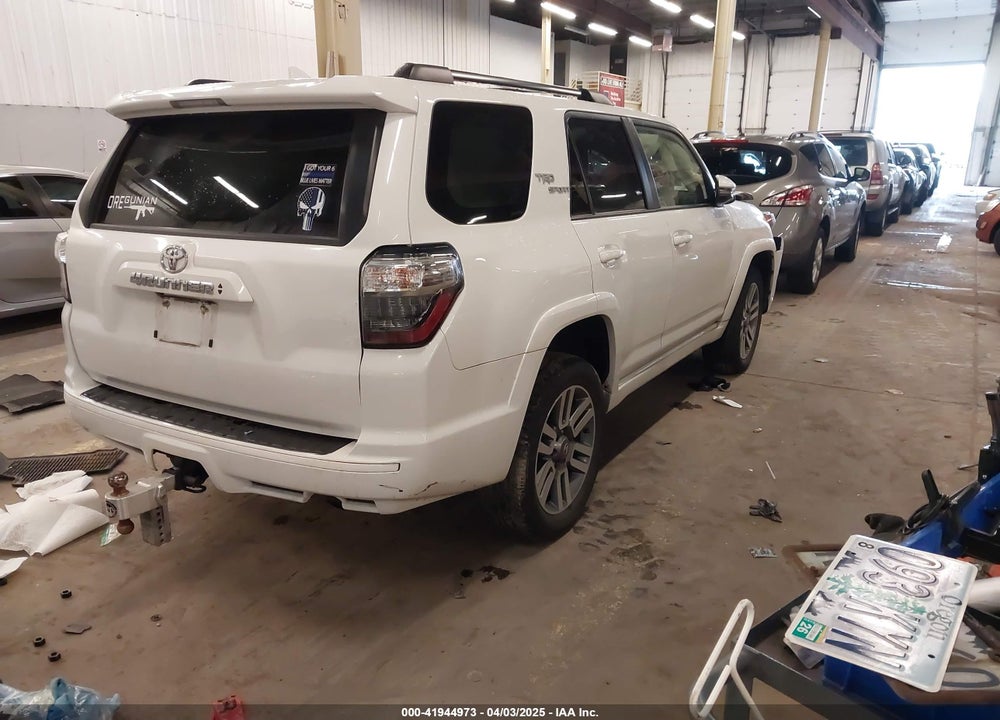 2022 TOYOTA 4RUNNER TRD SPORT VIN: JTESU5JR6N5989032