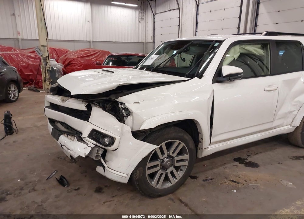 2022 TOYOTA 4RUNNER TRD SPORT VIN: JTESU5JR6N5989032