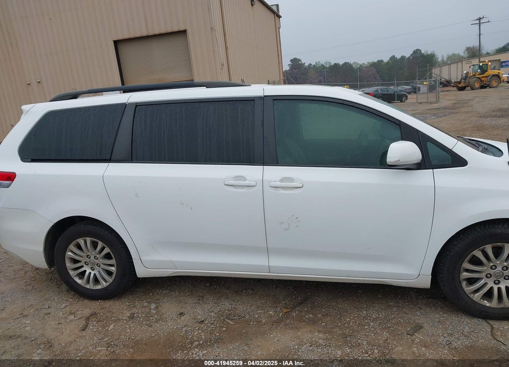 2013 TOYOTA SIENNA VIN: 5TDYK3DC3DS384510