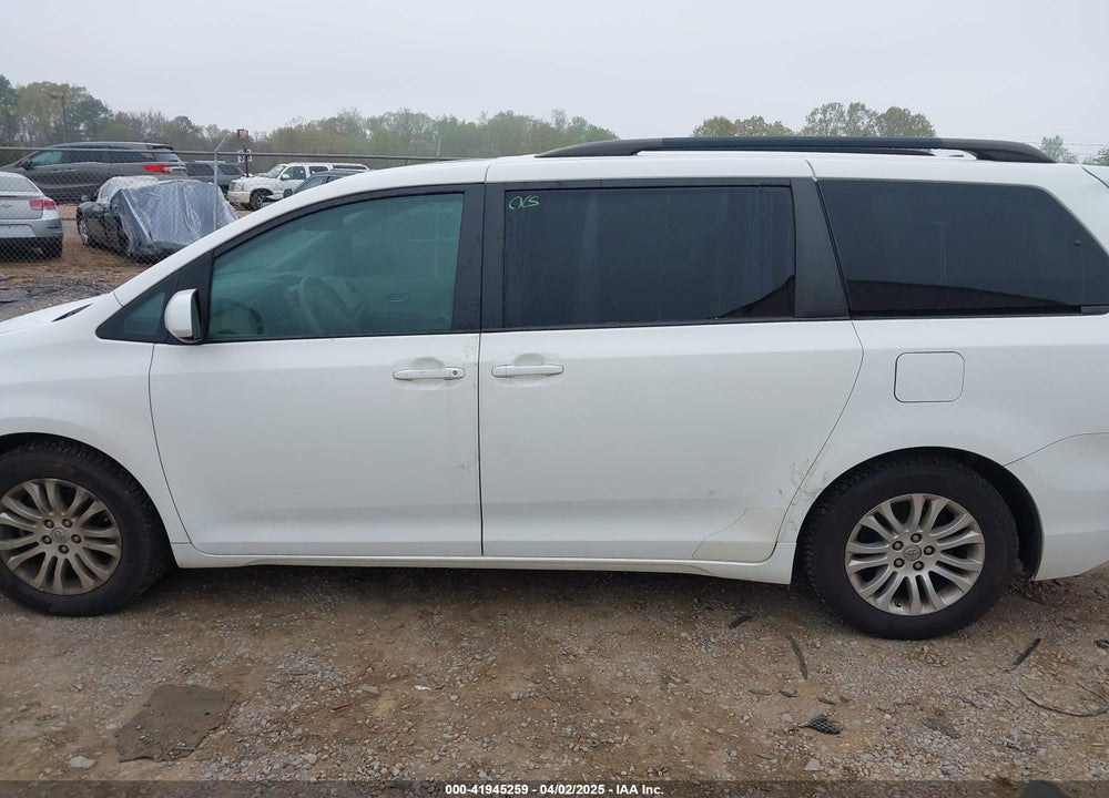 2013 TOYOTA SIENNA VIN: 5TDYK3DC3DS384510