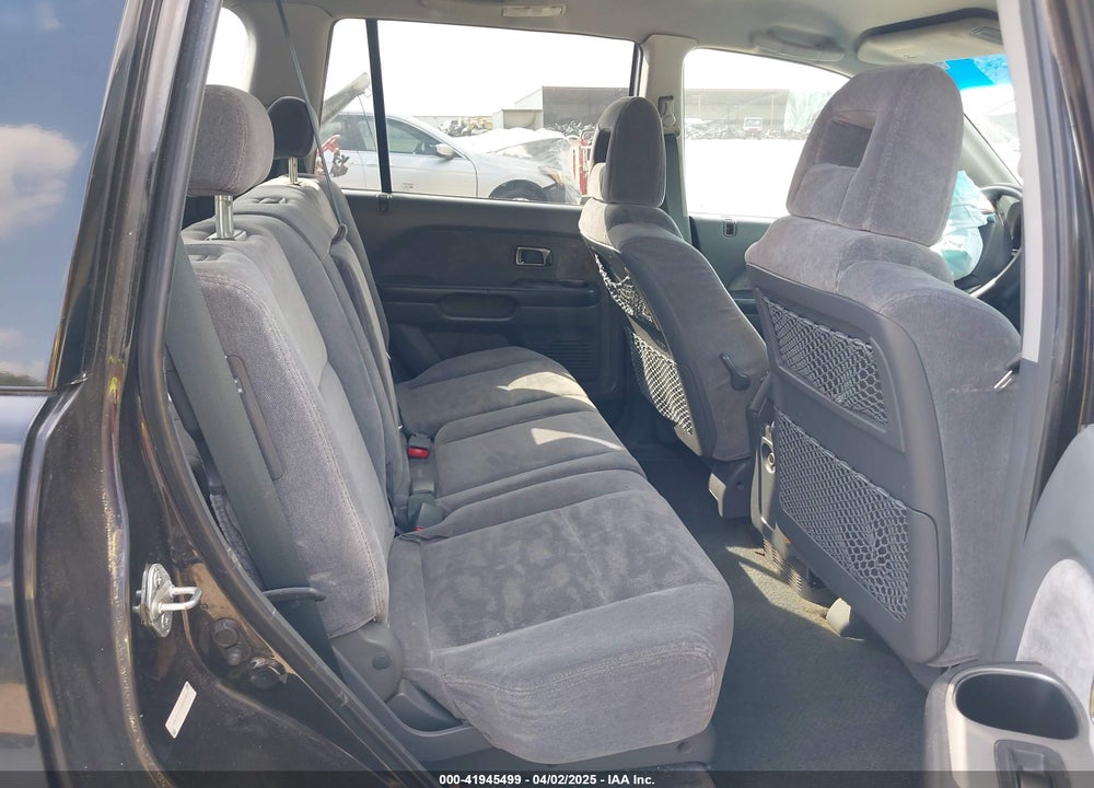 2003 HONDA PILOT EX VIN: 2HKYF18473H509895