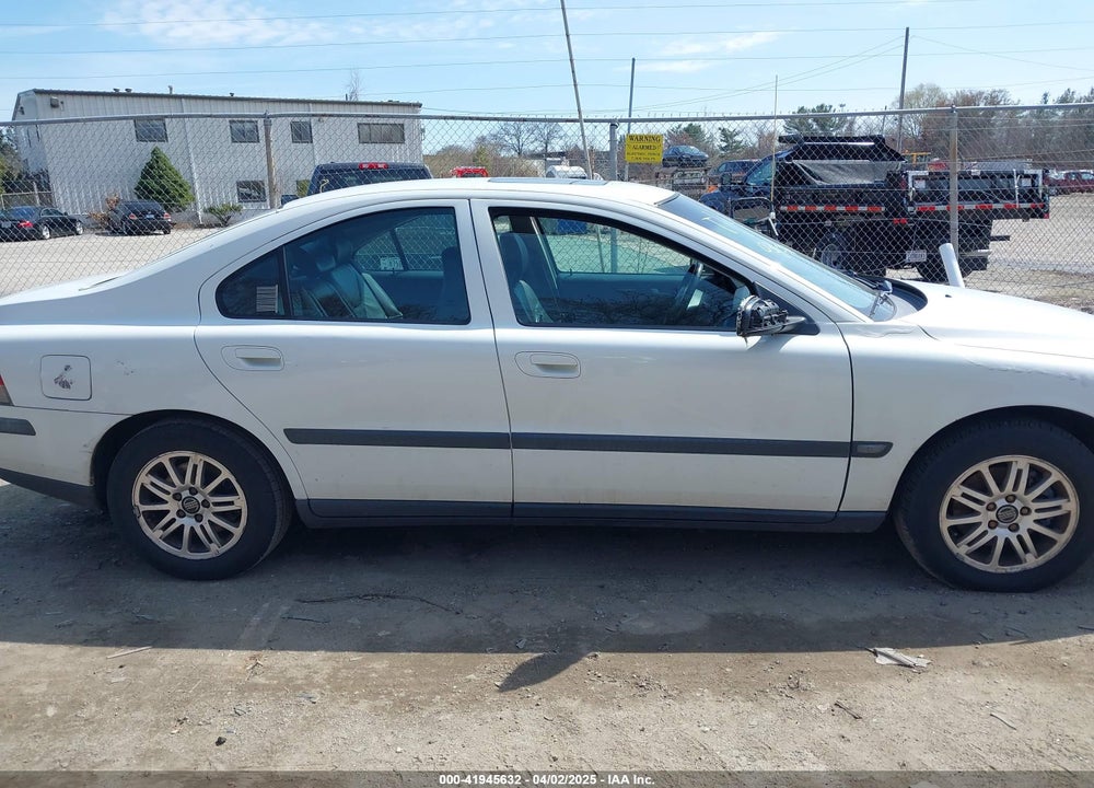 2004 VOLVO S60 2.4 VIN: YV1RS61T642380706