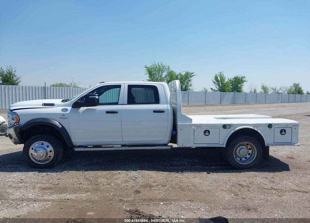 2024 RAM 5500 CHASSIS TRADESMAN/SLT VIN: 3C7WRMEL2RG120100
