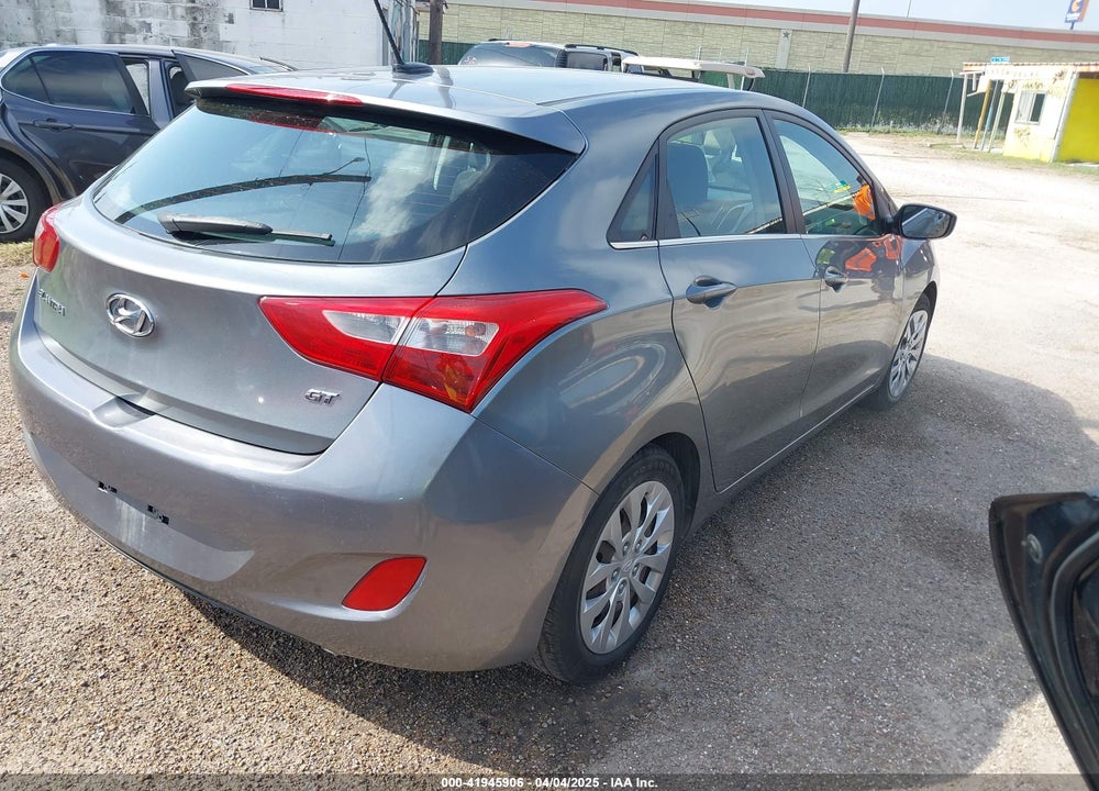 2017 HYUNDAI ELANTRA GT VIN: KMHD35LH9HU379930