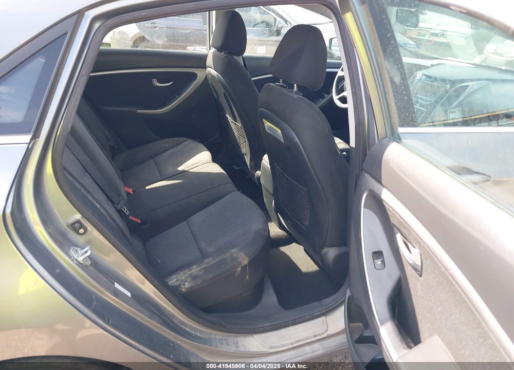 2017 HYUNDAI ELANTRA GT VIN: KMHD35LH9HU379930
