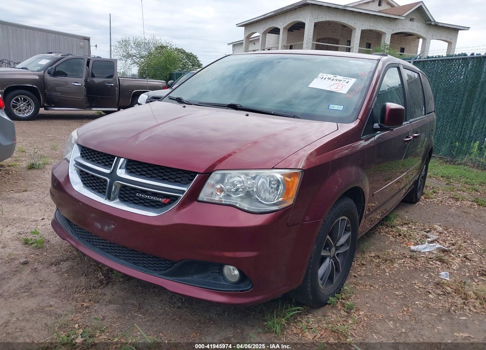 2017 DODGE GRAND CARAVAN VIN: 2C4RDGCG5HR557436