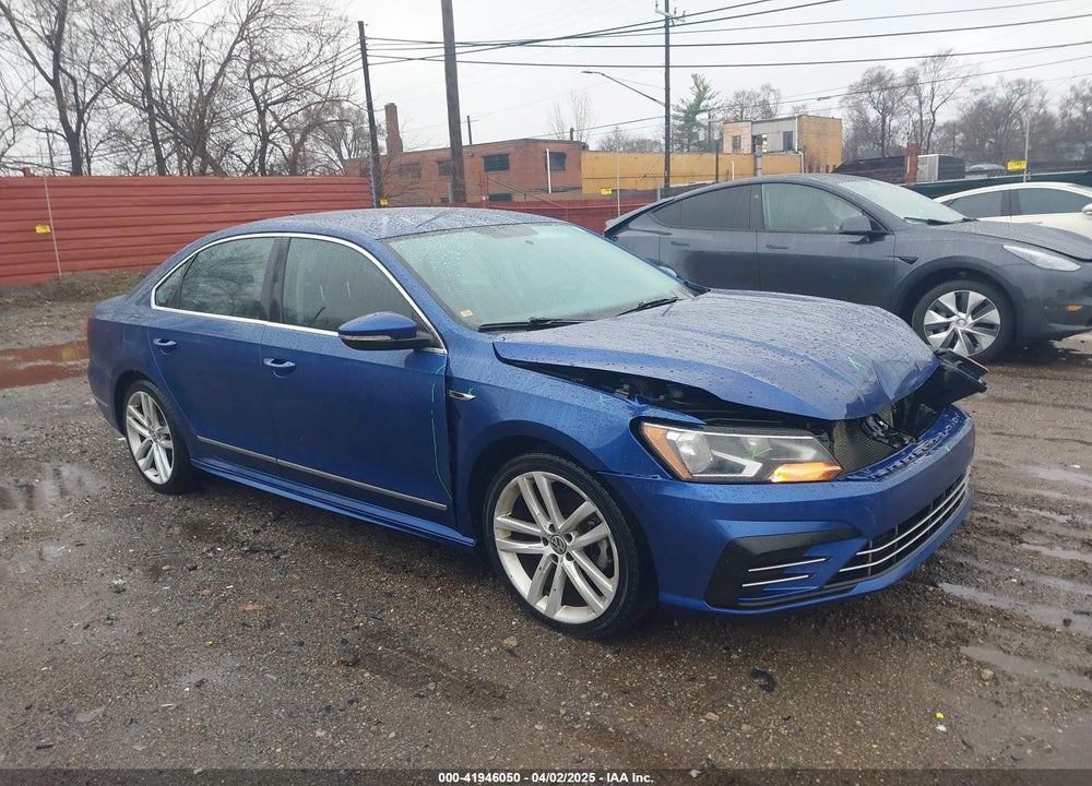 2017 VOLKSWAGEN PASSAT 1.8T R-LINE VIN: 1VWDT7A33HC012788