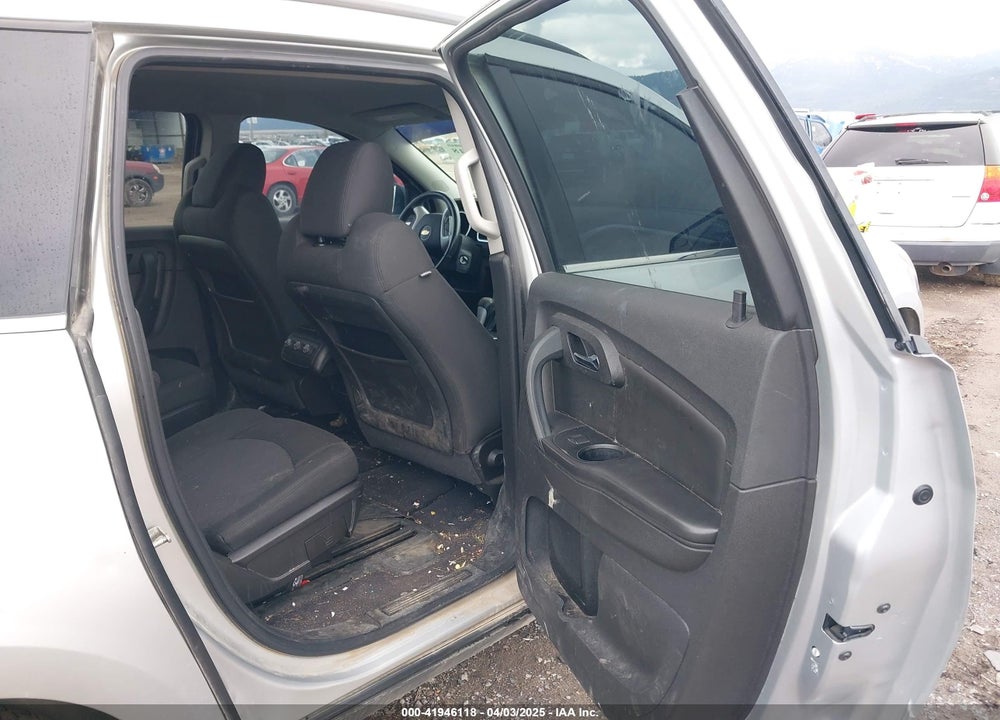 2012 CHEVROLET TRAVERSE 1LT VIN: 1GNKVGED5CJ120915