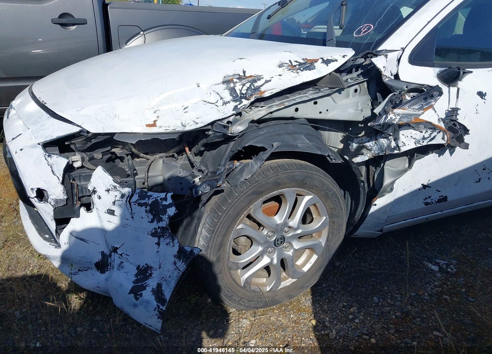 2016 SCION IA VIN: 3MYDLBZV0GY130042