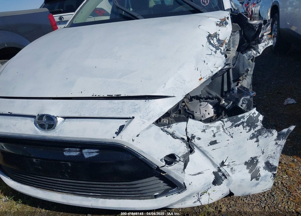 2016 SCION IA VIN: 3MYDLBZV0GY130042