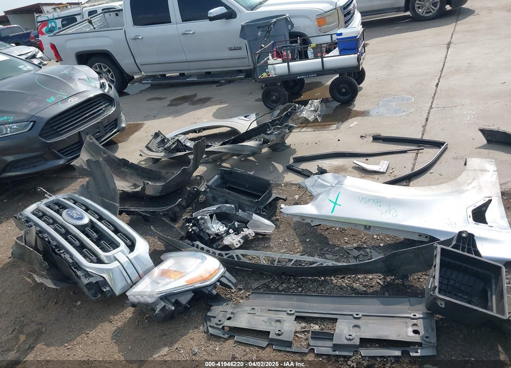 2023 FORD F-150 XLT VIN: 1FTFW1ED8PFA92220
