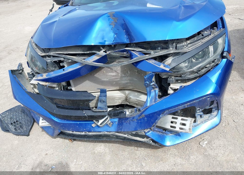 2017 HONDA CIVIC VIN: SHHFK7H22HU420826
