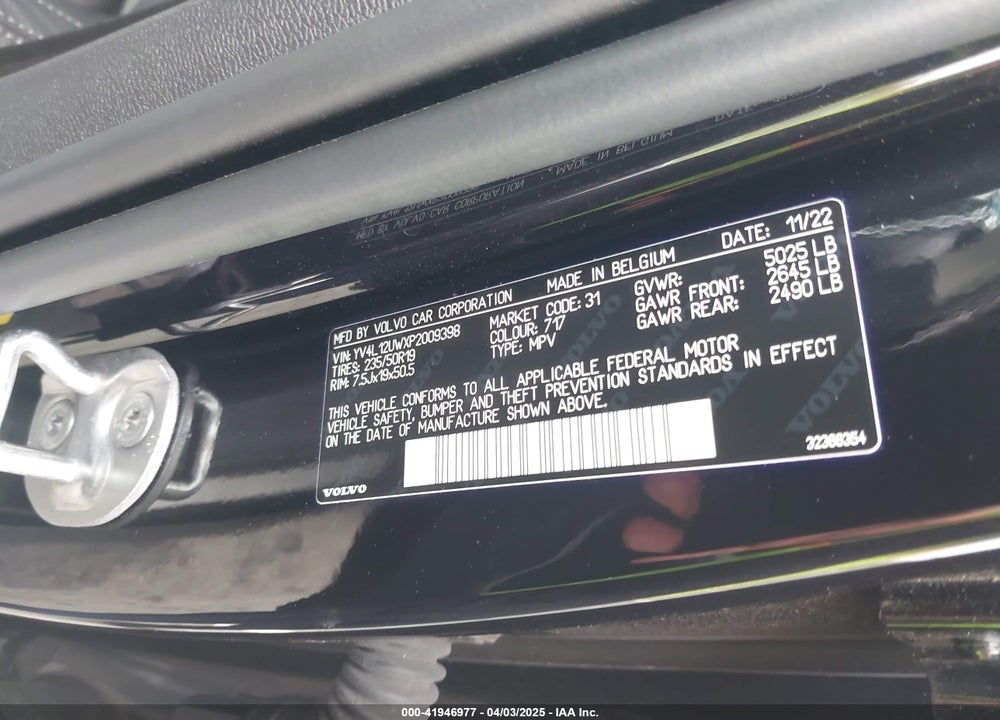 2023 VOLVO XC40 VIN: YV4L12UWXP2009398