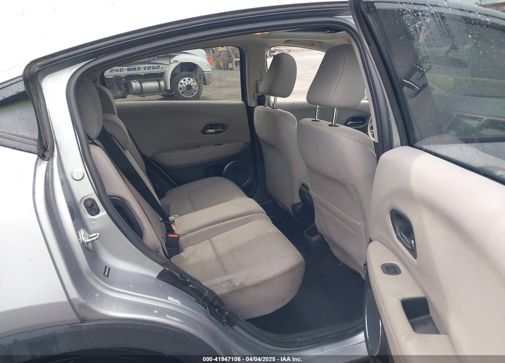 2018 HONDA HR-V VIN: 3CZRU6H55JG703468