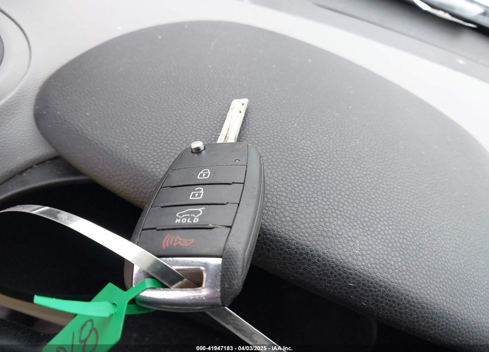 2014 KIA SOUL VIN: KNDJN2A23E7072018