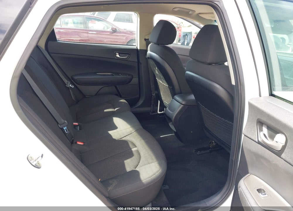 2020 KIA OPTIMA VIN: 5XXGT4L32LG422177