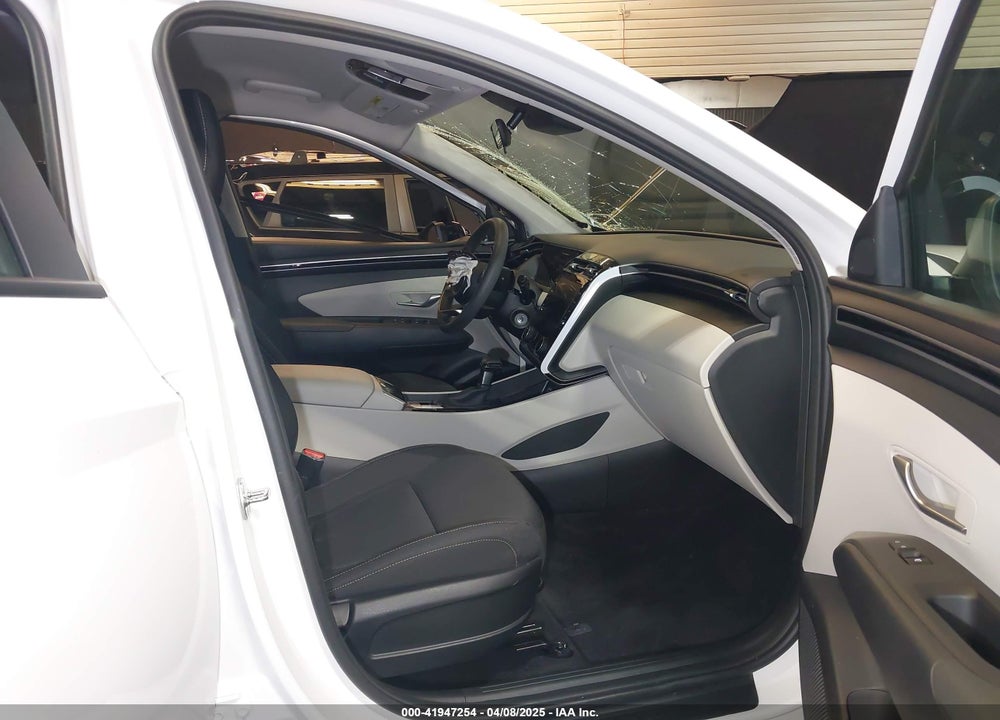 2024 HYUNDAI TUCSON VIN: 5NMJACDE2RH439657