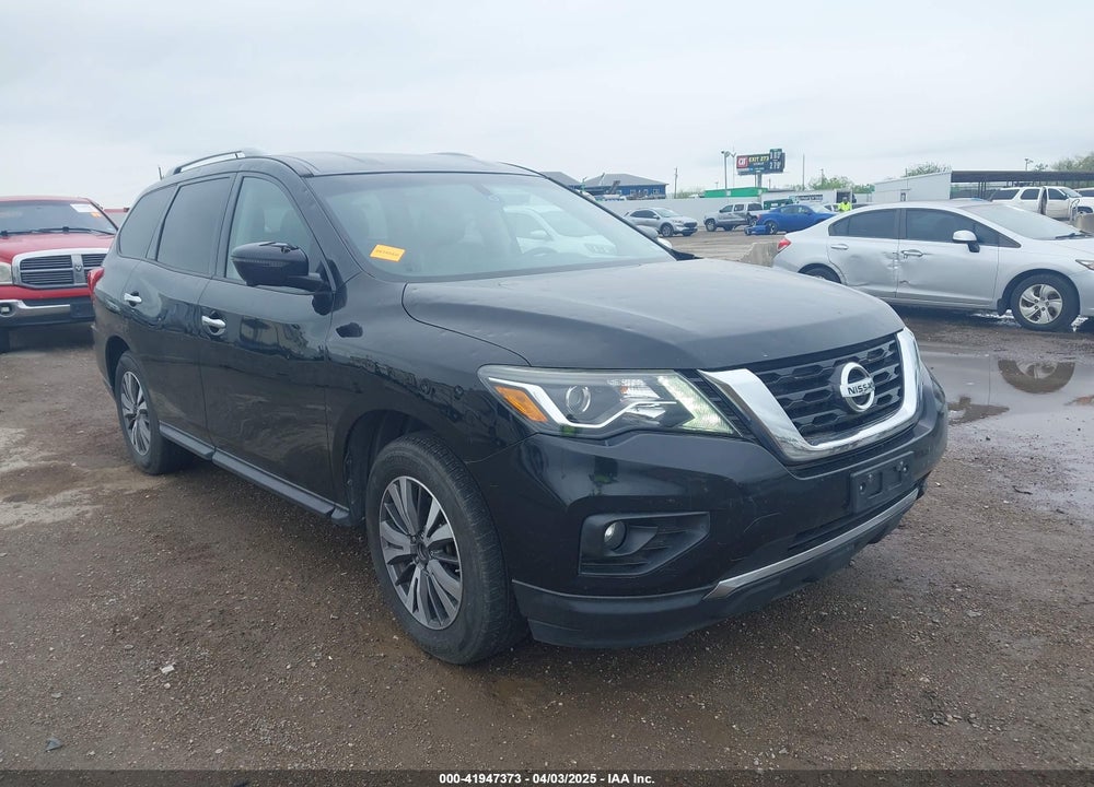2017 NISSAN PATHFINDER SL VIN: 5N1DR2MM8HC690215