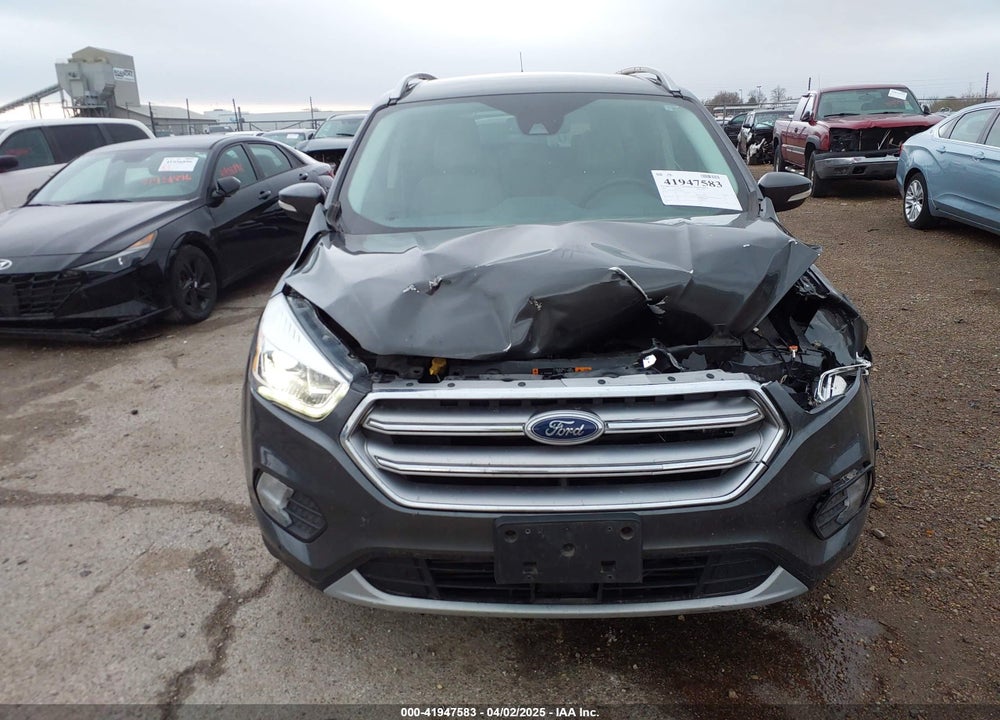 2017 FORD ESCAPE VIN: 1FMCU0J98HUB60402