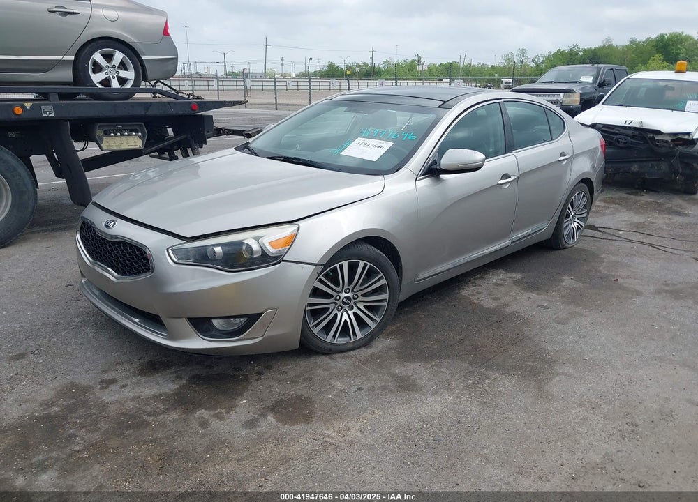 2015 KIA CADENZA VIN: KNALN4D77F5177876