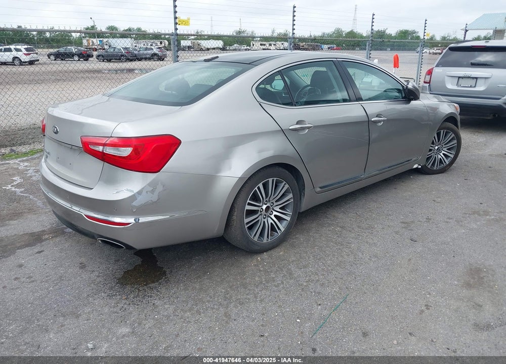 2015 KIA CADENZA VIN: KNALN4D77F5177876