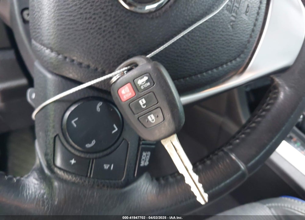 2018 TOYOTA COROLLA VIN: 5YFBURHEXJP761899