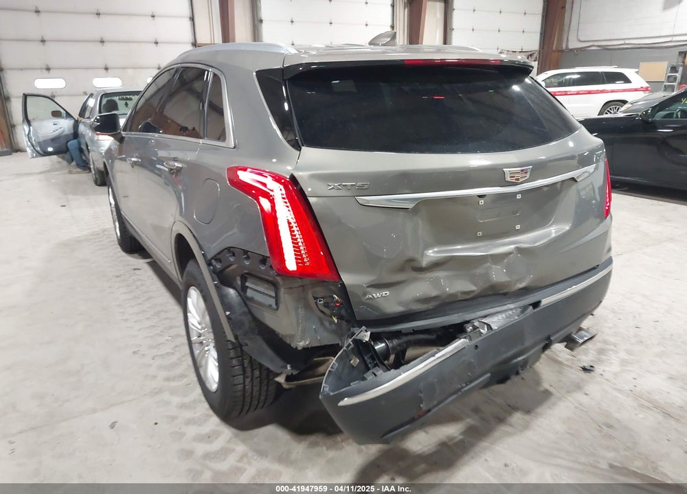 2019 CADILLAC XT5 VIN: 1GYKNBRS9KZ218151