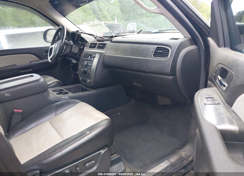 2007 CHEVROLET TAHOE LT VIN: 1GNFK13097R388333