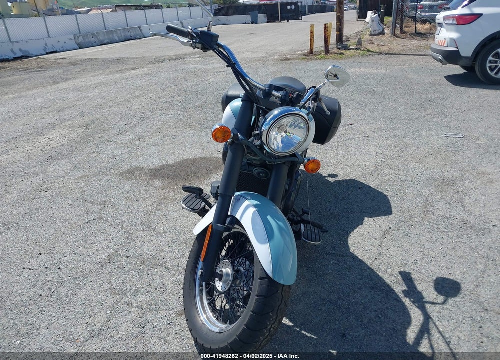 2020 KAWASAKI VN900 B VIN: JKAVN2B1XLA098293