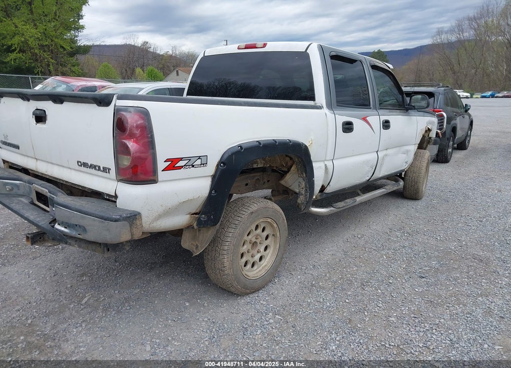 2005 CHEVROLET SILVERADO 1500 LT VIN: 2GCEK13T251135732