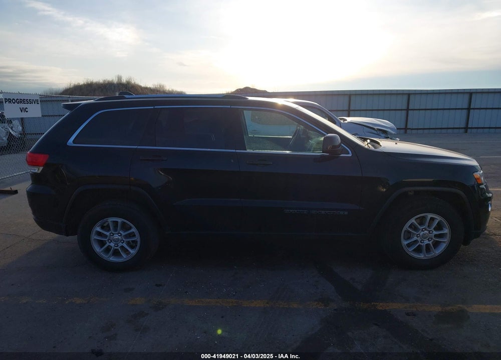 2018 JEEP GRAND CHEROKEE VIN: 1C4RJFAG0JC305842