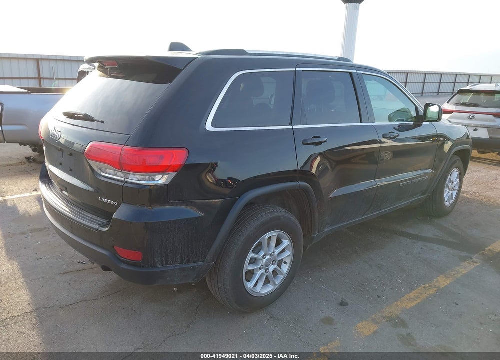 2018 JEEP GRAND CHEROKEE VIN: 1C4RJFAG0JC305842