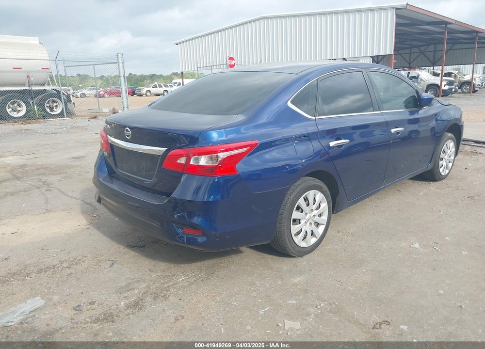 2017 NISSAN SENTRA VIN: 3N1AB7AP5HY304321