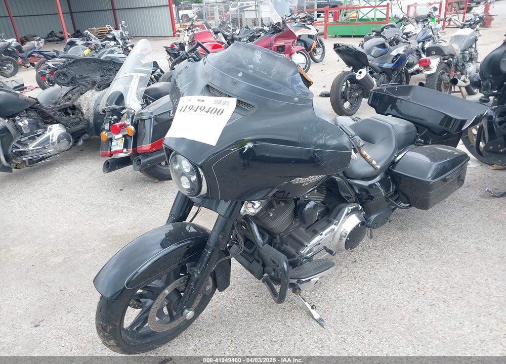 2014 HARLEY-DAVIDSON FLHXS STREET GLIDE SPECIAL VIN: 1HD1KRM12EB706547