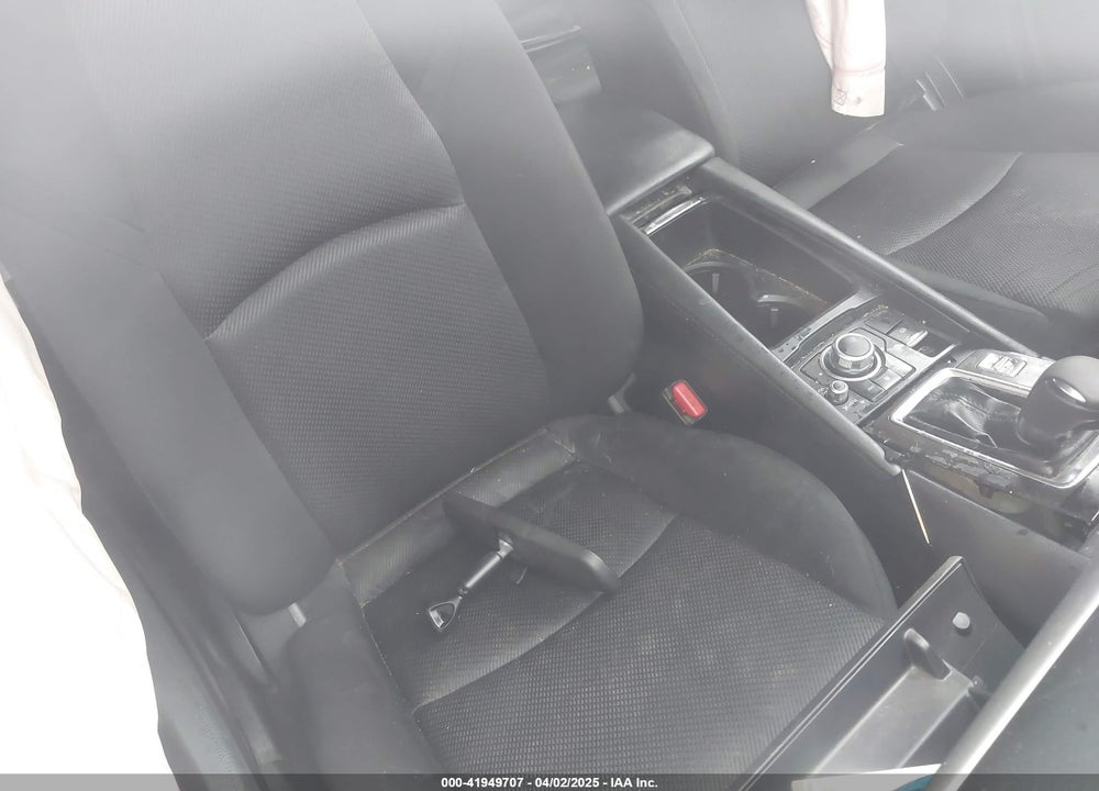 2018 MAZDA MAZDA3 VIN: 3MZBN1K71JM273910