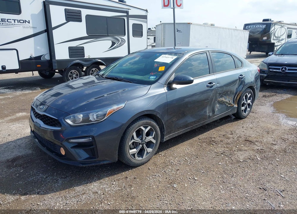 2021 KIA FORTE VIN: 3KPF24AD5ME305486