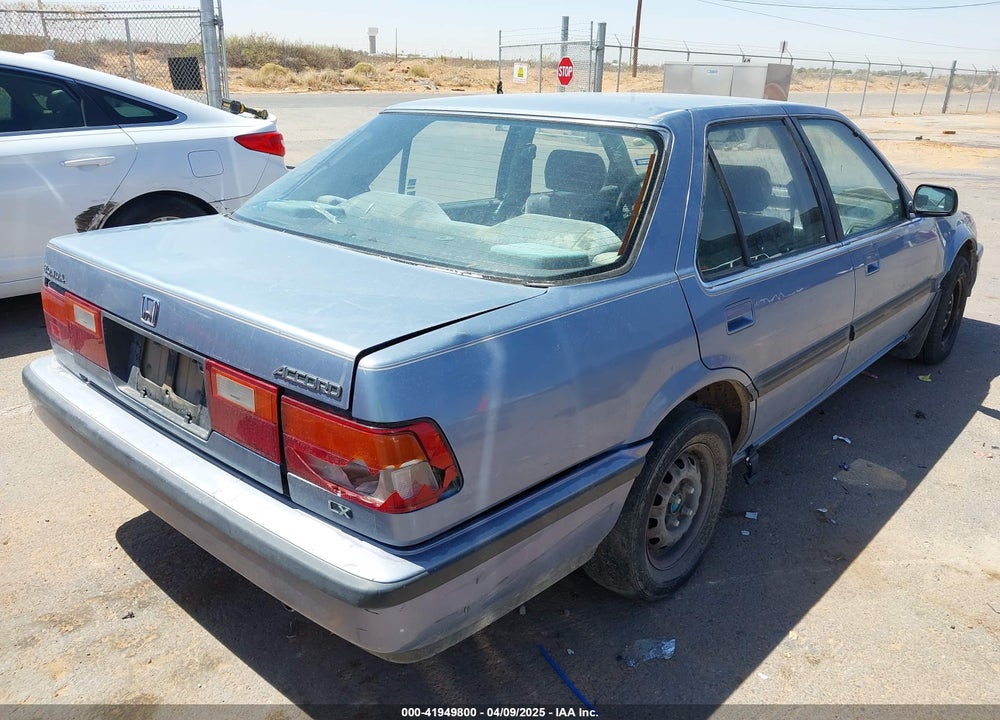 1989 HONDA ACCORD LX VIN: JHMCA5634KC063370