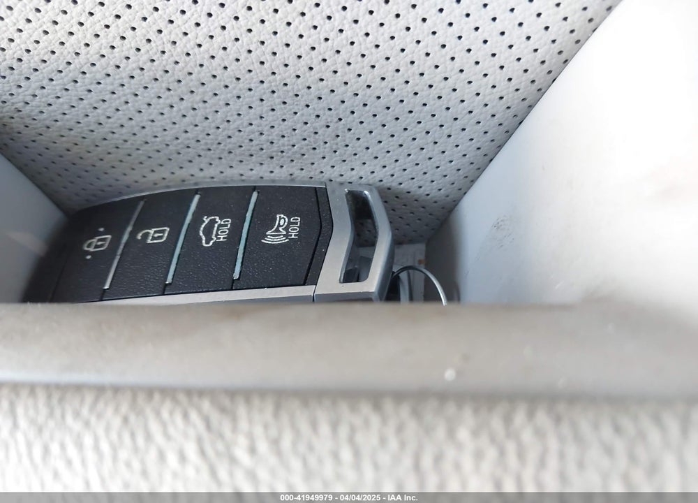 2020 GENESIS G70 VIN: KMTG34LAXLU062859