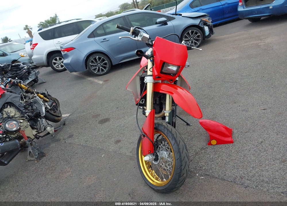 2019 SUZUKI DR-Z400 SM VIN: JS1SK44A6K7101318