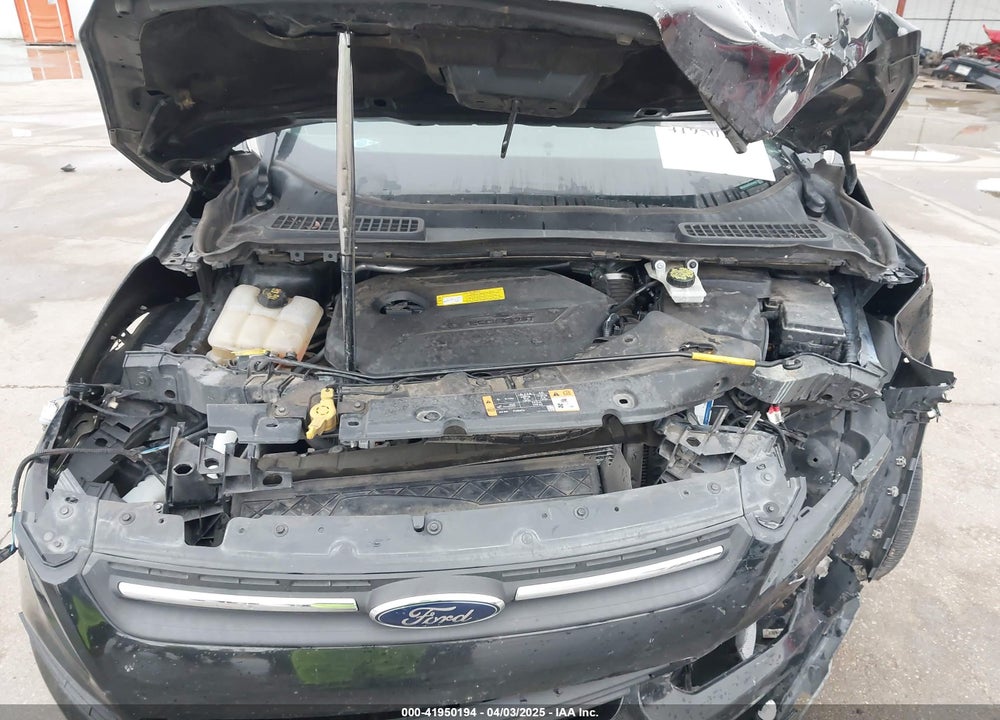 2015 FORD ESCAPE VIN: 1FMCU0GX2FUB39452