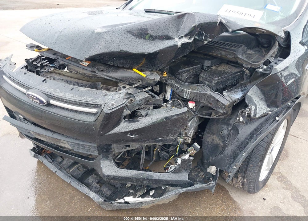 2015 FORD ESCAPE VIN: 1FMCU0GX2FUB39452