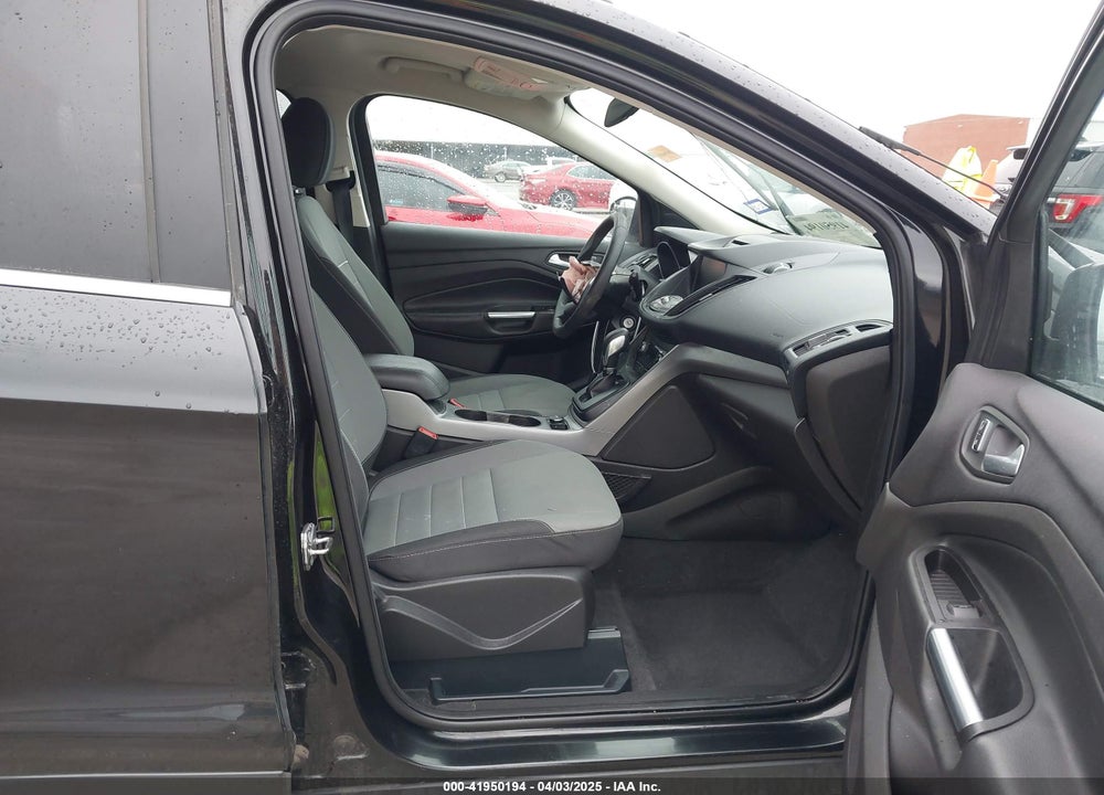 2015 FORD ESCAPE VIN: 1FMCU0GX2FUB39452