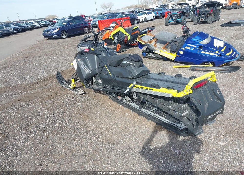 2017 SKI DOO SUMMIT X 850 VIN: 2BPSTDHE3HV000459